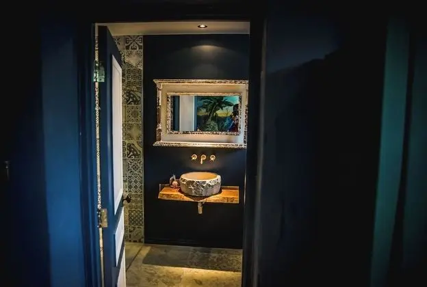 Grand Tek Büyük Yataklı Oda