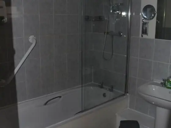 İki Ayrı Yataklı Oda, Banyolu/Duşlu (Disabled Facilities)