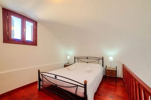 Stüdyo, Kısmi Deniz Manzaralı (Split Level)
