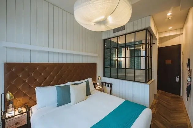 Premier Oda, 1 En Büyük (King) Boy Yatak, Balkon, Şehir Manzaralı