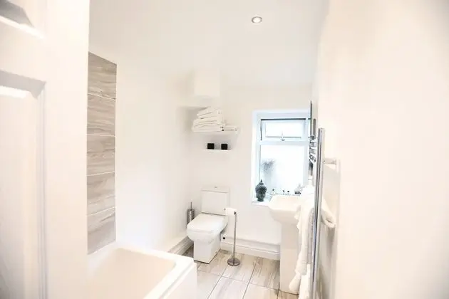 Kır Evi, Özel Banyo (Willow Cottage)