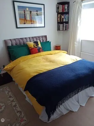 Traditional Tek Büyük Yataklı Oda