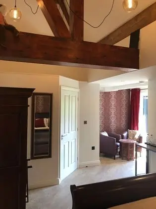 Luxury Tek Büyük Yataklı Oda, 1 En Büyük (King) Boy Yatak, Bahçe Manzaralı (1)
