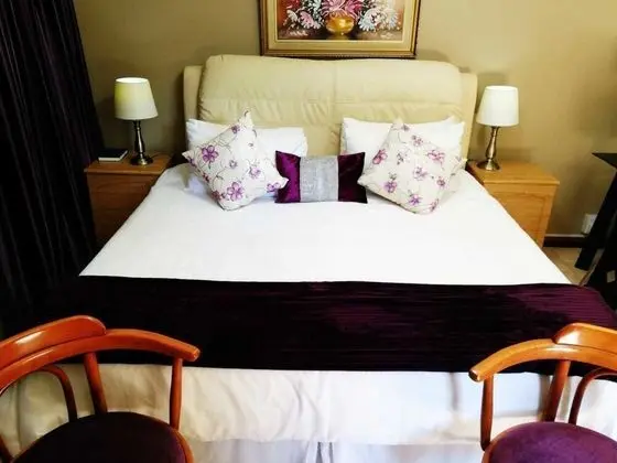 Luxury Tek Büyük veya İki Ayrı Yataklı Oda (10)