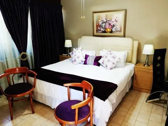 Luxury Tek Büyük veya İki Ayrı Yataklı Oda (10)