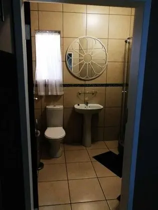 Luxury Tek Büyük veya İki Ayrı Yataklı Oda (10)