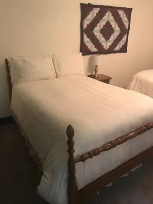 Standard Tek Büyük Yataklı Oda (1 Double or 1 Queen Bed)