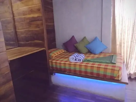 Deluxe Tek Büyük Yataklı Oda, Balkon, Nehir Manzaralı