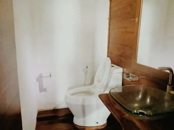 Deluxe Tek Büyük Yataklı Oda, Balkon, Nehir Manzaralı