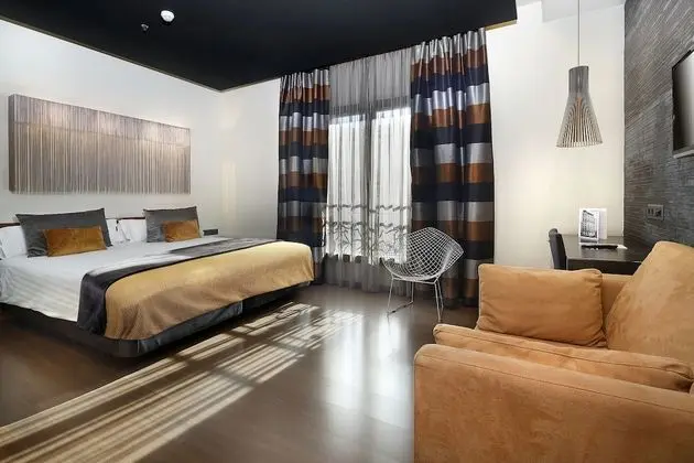 Superior Oda (King Size Bed)