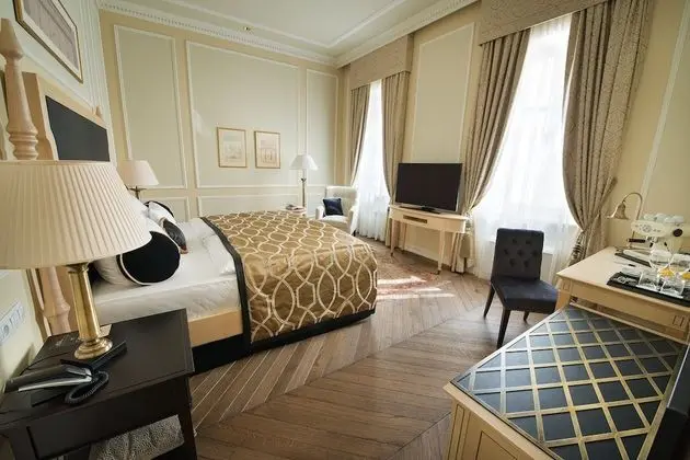 Wilson Executive Room