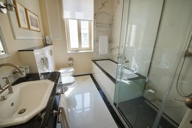 Wilson Executive Room