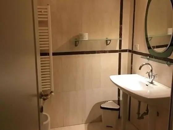 Basic Tek Büyük Yataklı Oda, Banyolu/Duşlu, Bahçe Manzaralı