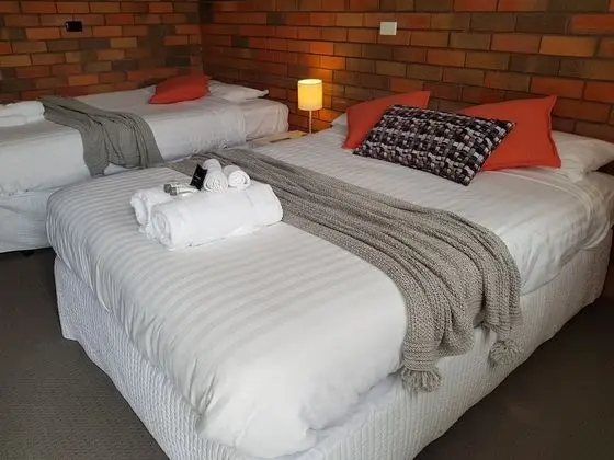 Standard Oda, Sigara İçilmez (Double and Single room)