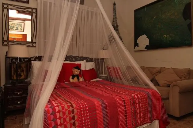 Deluxe Tek Büyük Yataklı Oda, Veranda, Bahçe Manzaralı