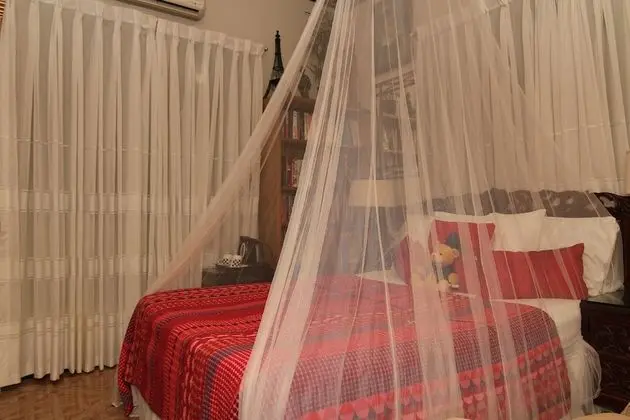 Deluxe Tek Büyük Yataklı Oda, Veranda, Bahçe Manzaralı