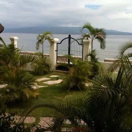 Deluxe Tek Büyük Yataklı Oda, Veranda, Bahçe Manzaralı