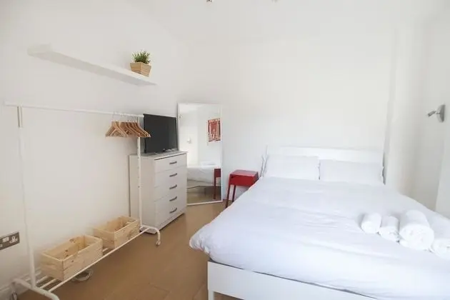 Standard Tek Büyük Yataklı Oda, Ortak Banyo