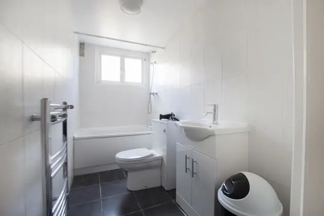 Standard Tek Büyük Yataklı Oda, Ortak Banyo