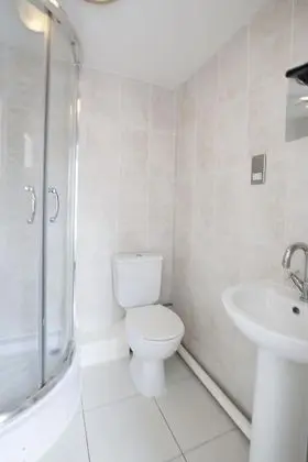 Standard Tek Büyük Yataklı Oda, Ortak Banyo