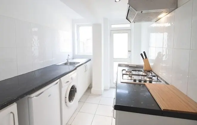 Standard Tek Büyük Yataklı Oda, Ortak Banyo