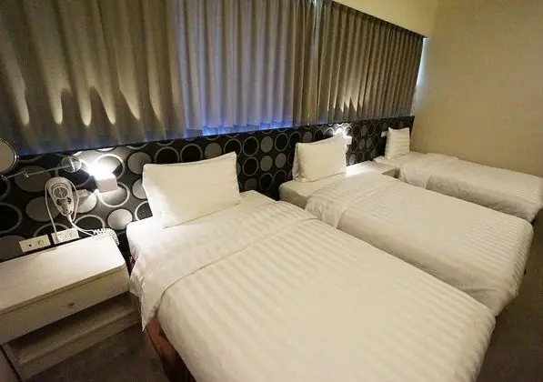 Üç Kişilik Oda