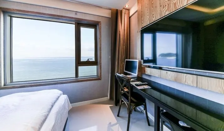 Business Tek Büyük Yataklı Oda, 1 Büyük (Queen) Boy Yatak, Okyanus Manzaralı