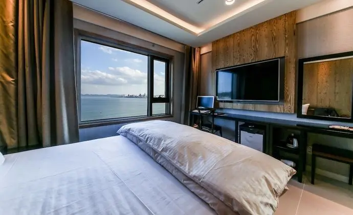 Business Tek Büyük Yataklı Oda, 1 Büyük (Queen) Boy Yatak, Okyanus Manzaralı