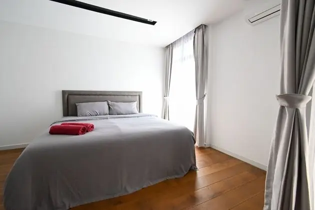 Deluxe Villa