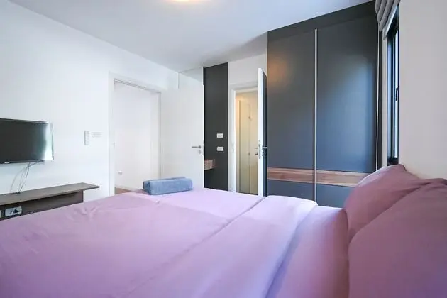 Deluxe Villa
