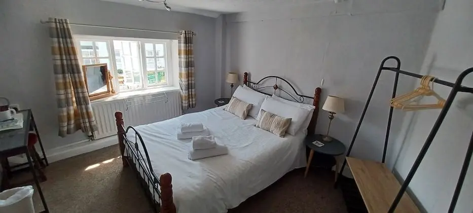 Standard Tek Büyük Yataklı Oda, Ortak Banyo