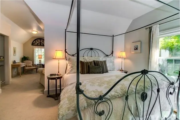 Süit, 1 En Büyük (King) Boy Yatak (Barbara Howard)