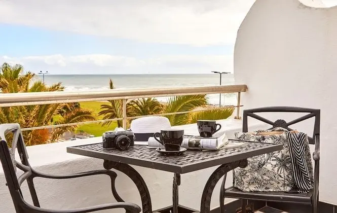 Luxury Balcony Suite