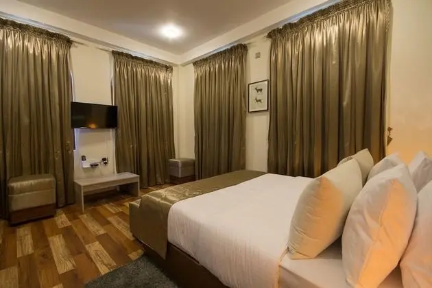 Deluxe Tek Büyük Yataklı Oda, Dağ Manzaralı