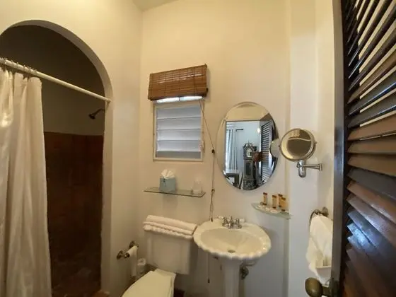 2 Bedroom Apartment Suite
