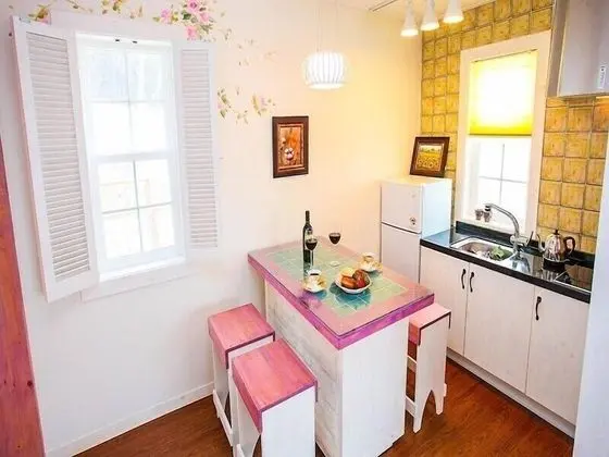 Dasom  (Extra person fee to be paid upon arrival)