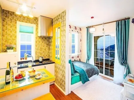 Onsemiro (Extra person fee to be paid upon arrival)