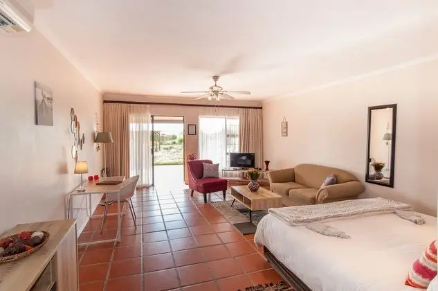 Superior room - garden and mountain view (1)