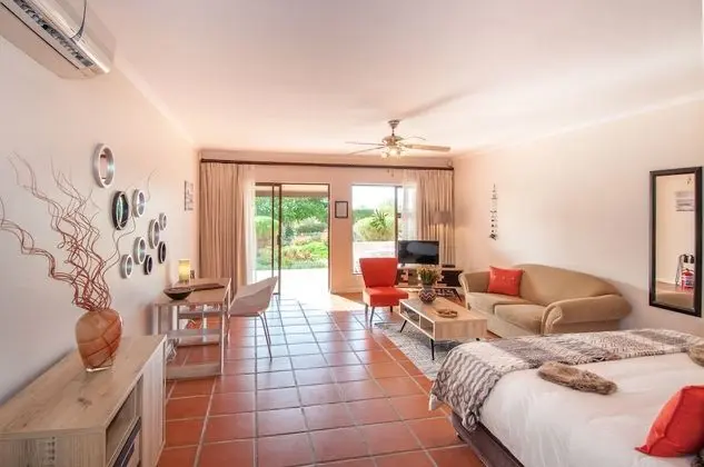 Superior room - garden and mountain view (1)