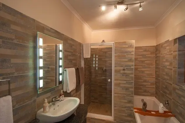 Superior room - garden and mountain view (1)
