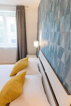 Tek Büyük Yataklı Oda (1)