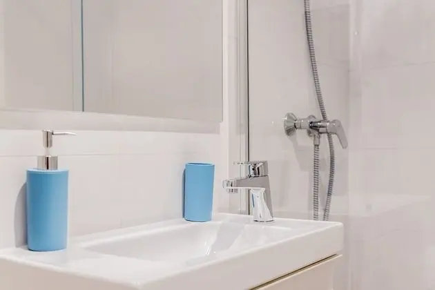 Tek Büyük Yataklı Oda (1)