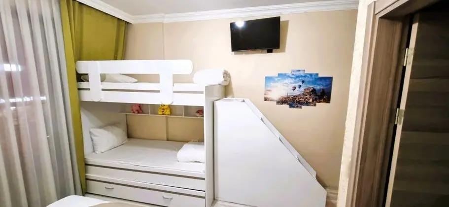 Ranzalı Aile Odası, Şehir Manzaralı, Balkonlu