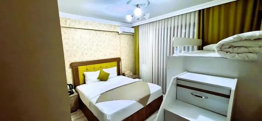 Ranzalı Aile Odası, Şehir Manzaralı, Balkonlu