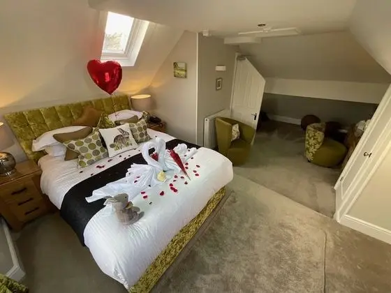 Çatı Katı Süiti (Penthouse) (Love Snug)