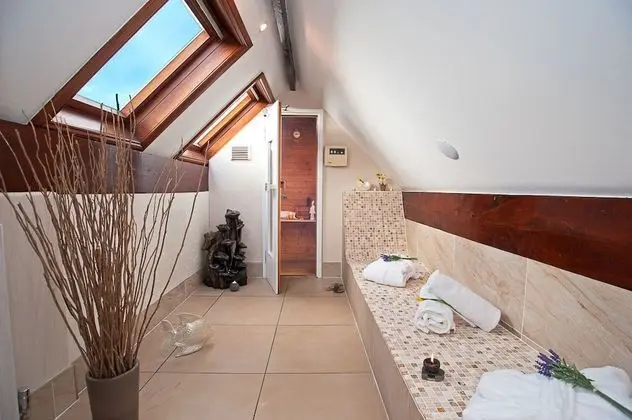 Çatı Katı Süiti (Penthouse) (Love Snug)