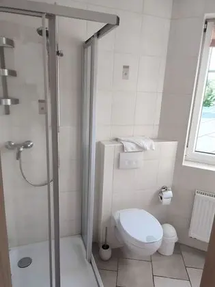 Basic Tek Büyük Yataklı Oda (Turmzimmer)