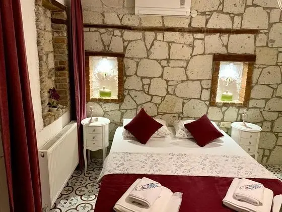 Çift Kişilik, Havuz Manzaralı