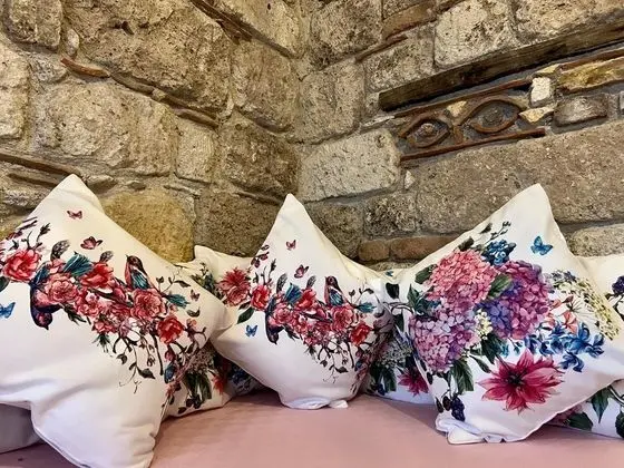 Çift Kişilik, Havuz Manzaralı