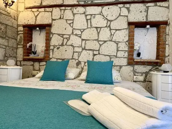 Deluxe Oda, Havuz Manzaralı